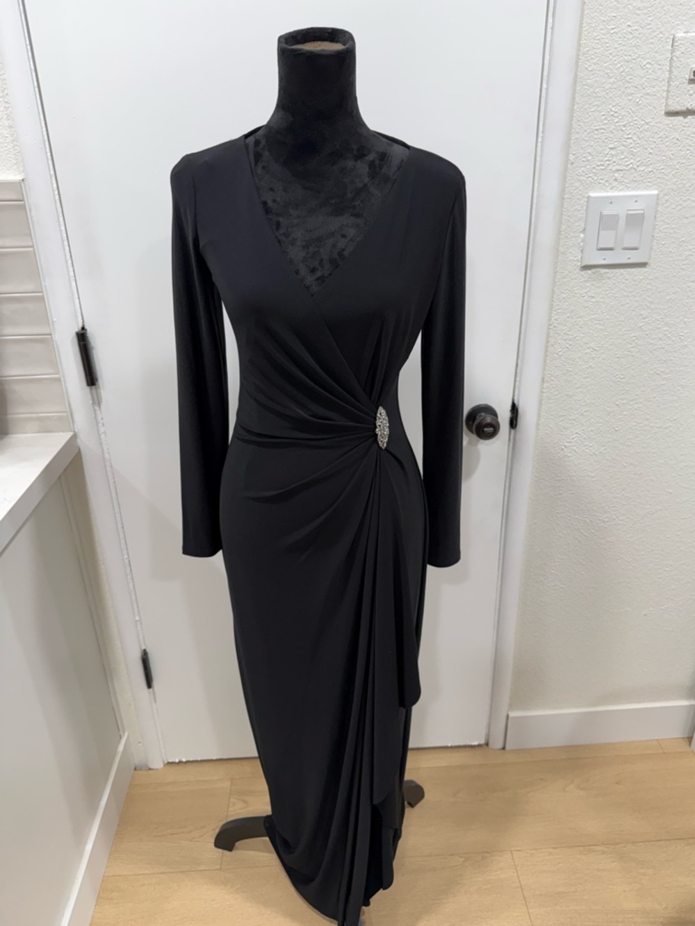 Lauren Ralph Lauren Black Ruched Faux Wrap Gown w/ Rhinestone Brooch Size 6